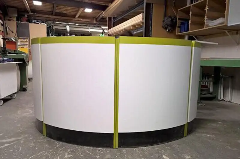 Freesmachine zorgt voor verkorting productieproces standbouw