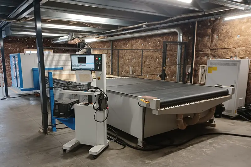 CNC-frezen hout en kunstof